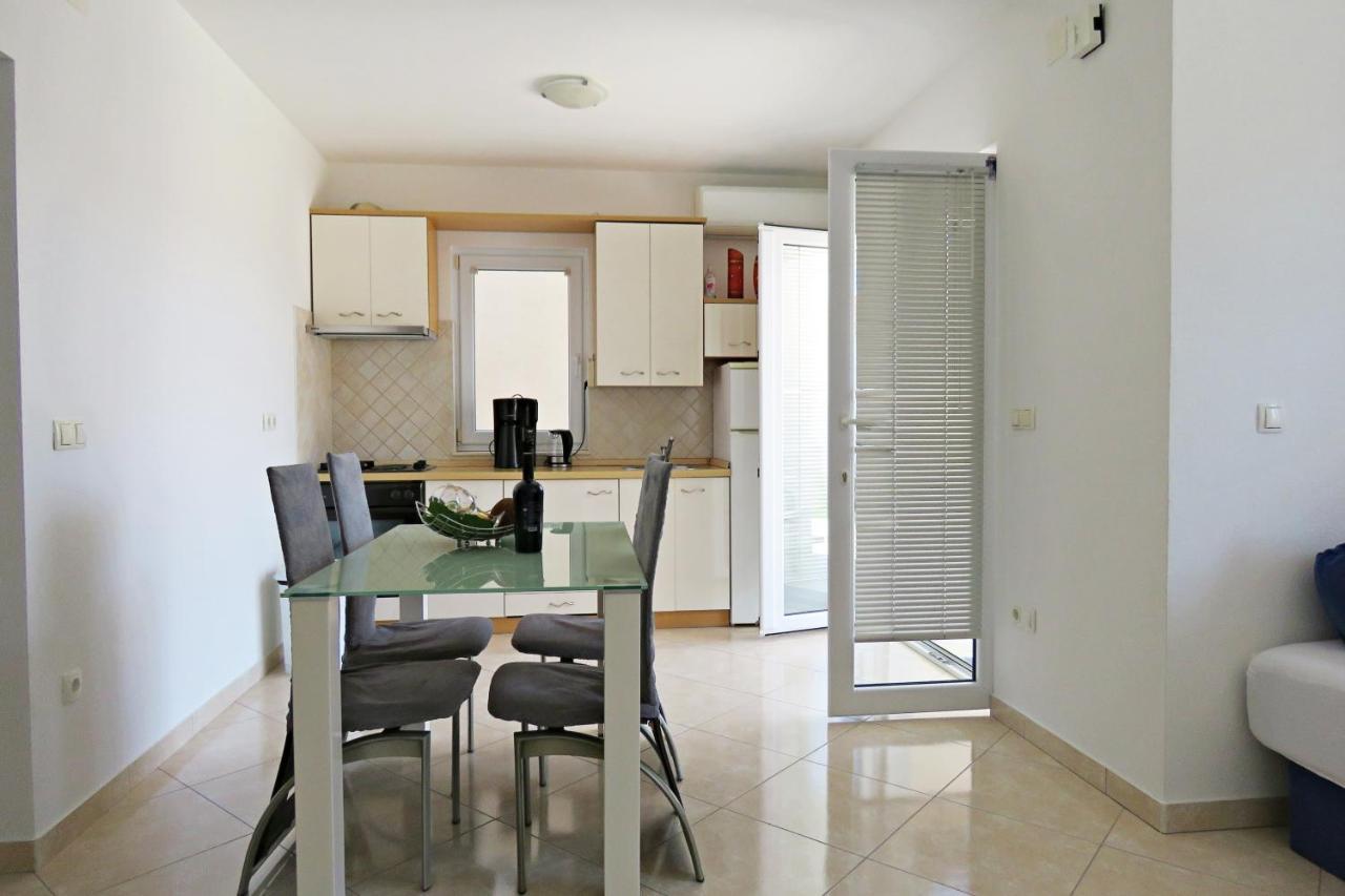 Andrea Apartments تروغير المظهر الخارجي الصورة