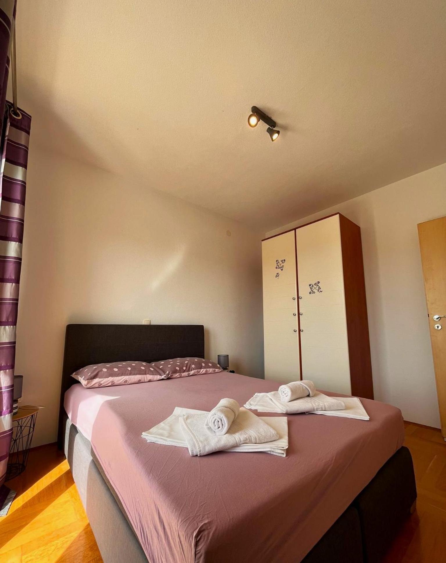 Andrea Apartments تروغير المظهر الخارجي الصورة