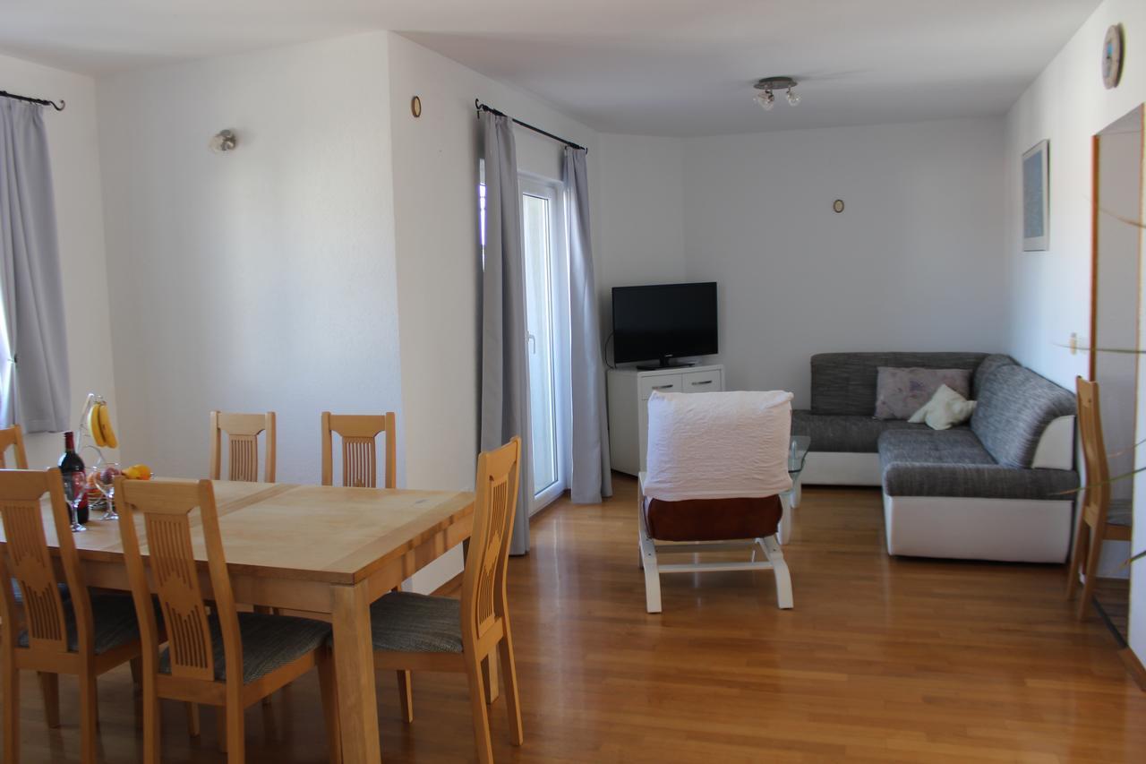 Andrea Apartments تروغير المظهر الخارجي الصورة